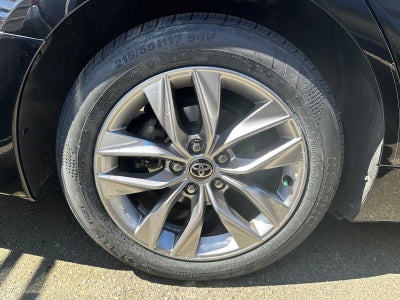 2021 Toyota Avalon XLE