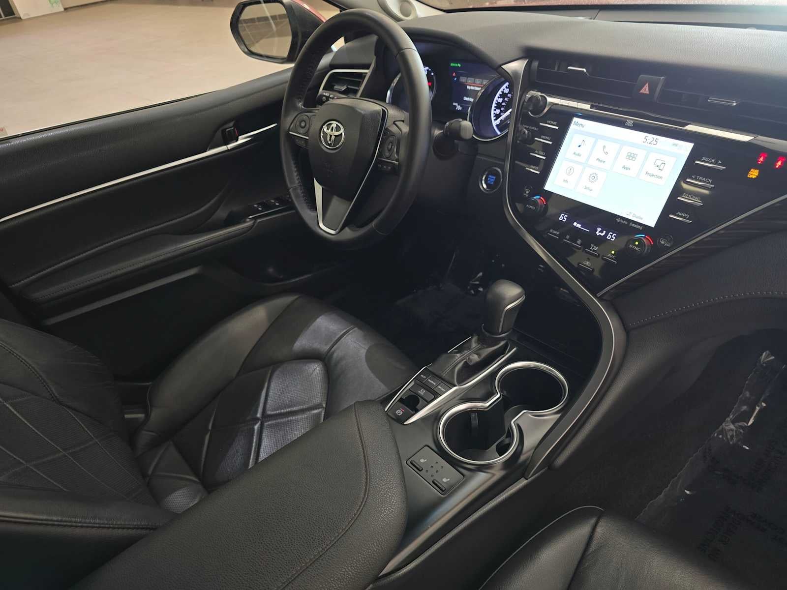 2018 Toyota Camry XLE