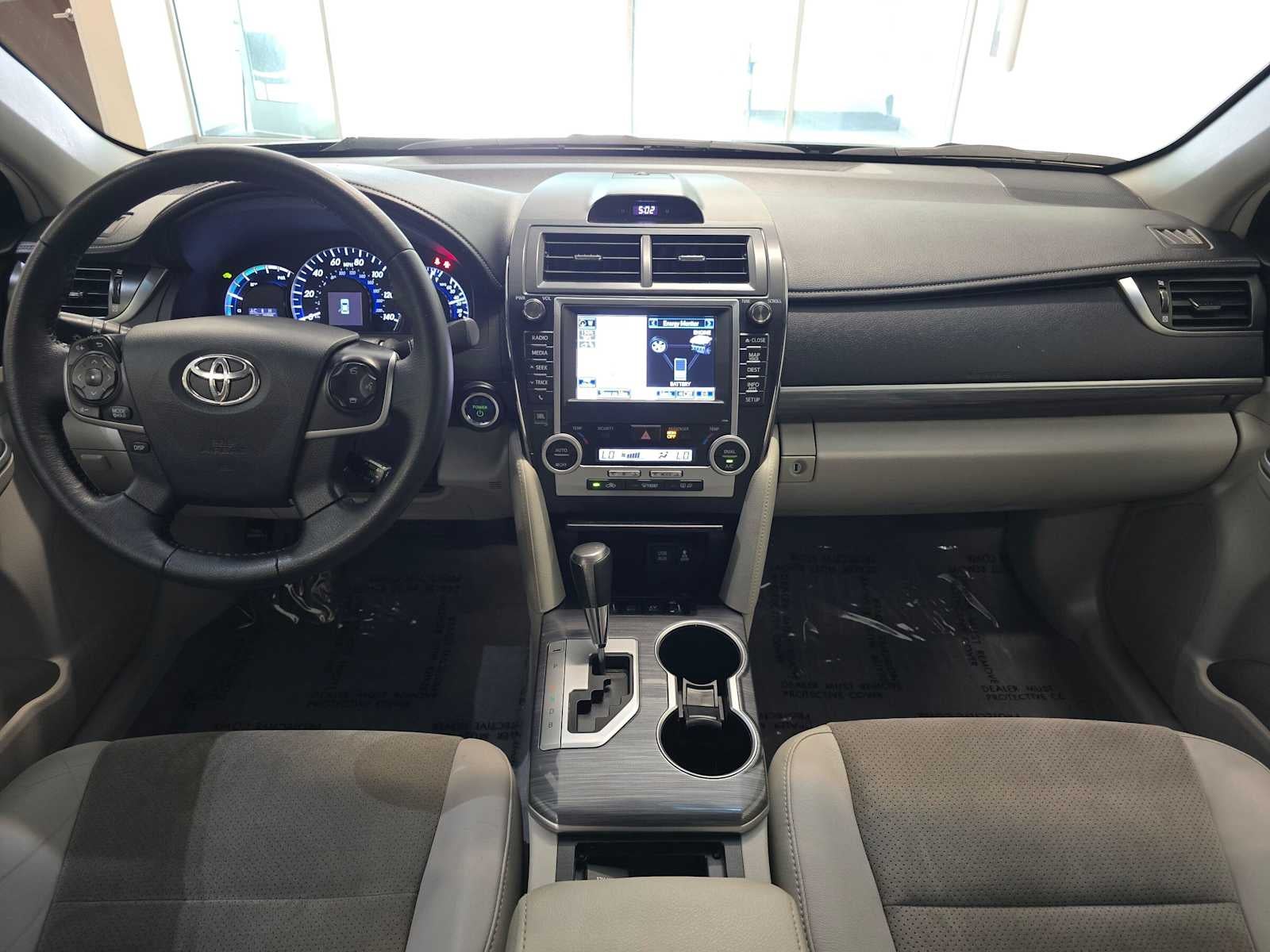 2012 Toyota Camry Hybrid XLE