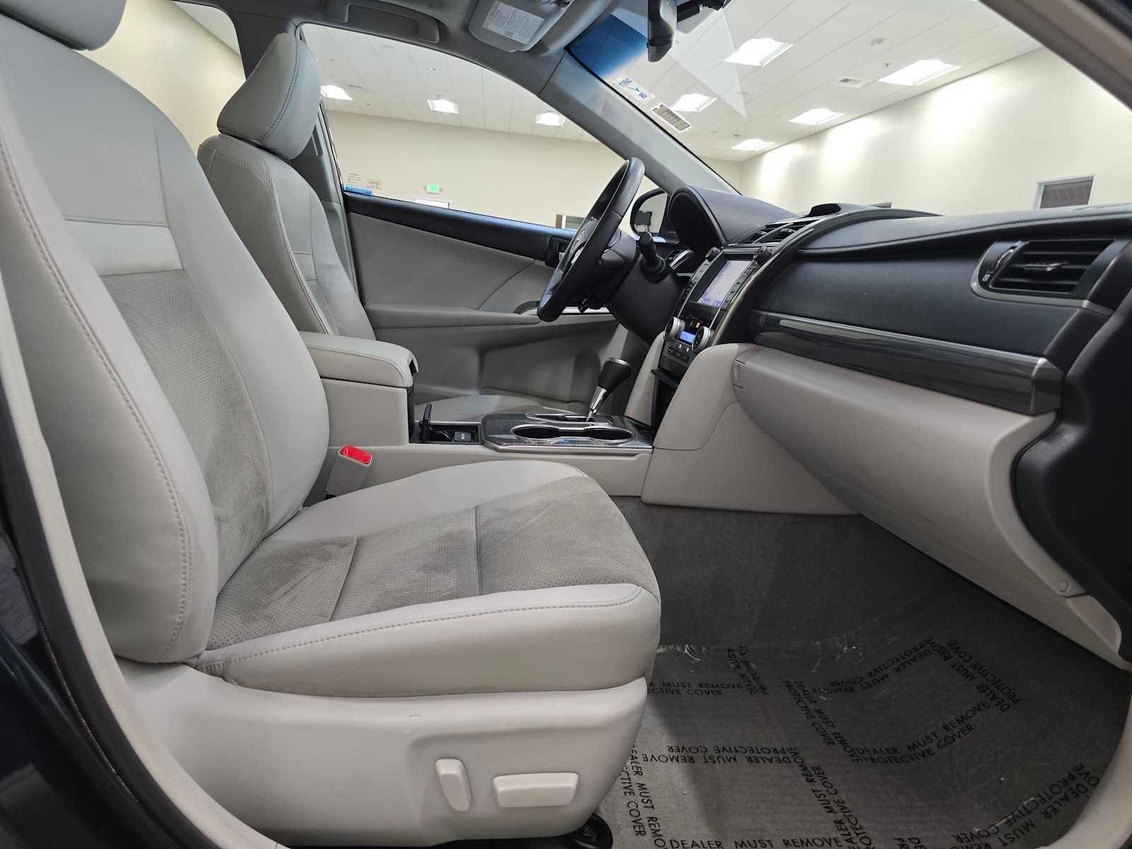 2012 Toyota Camry Hybrid XLE