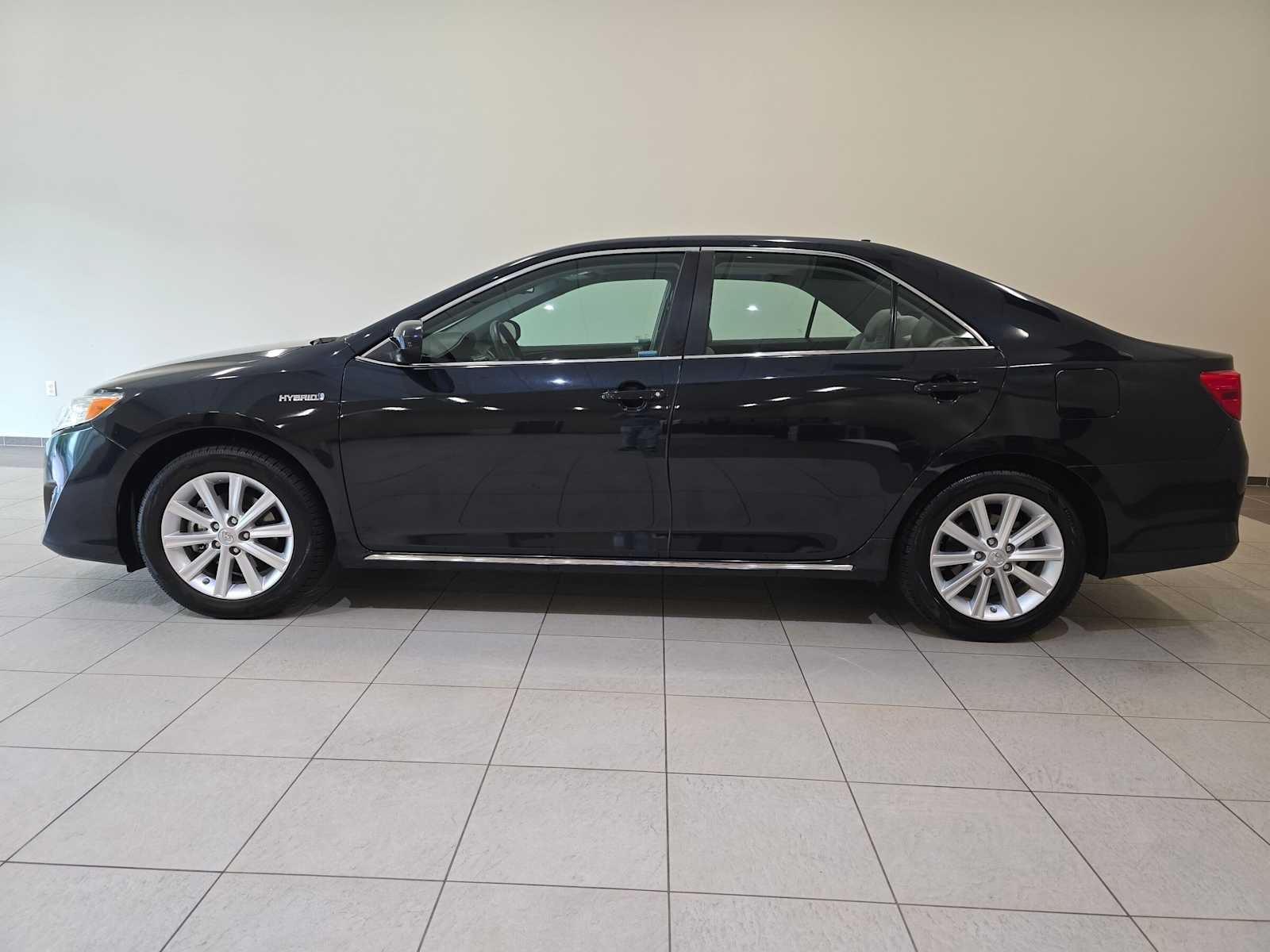 2012 Toyota Camry Hybrid XLE