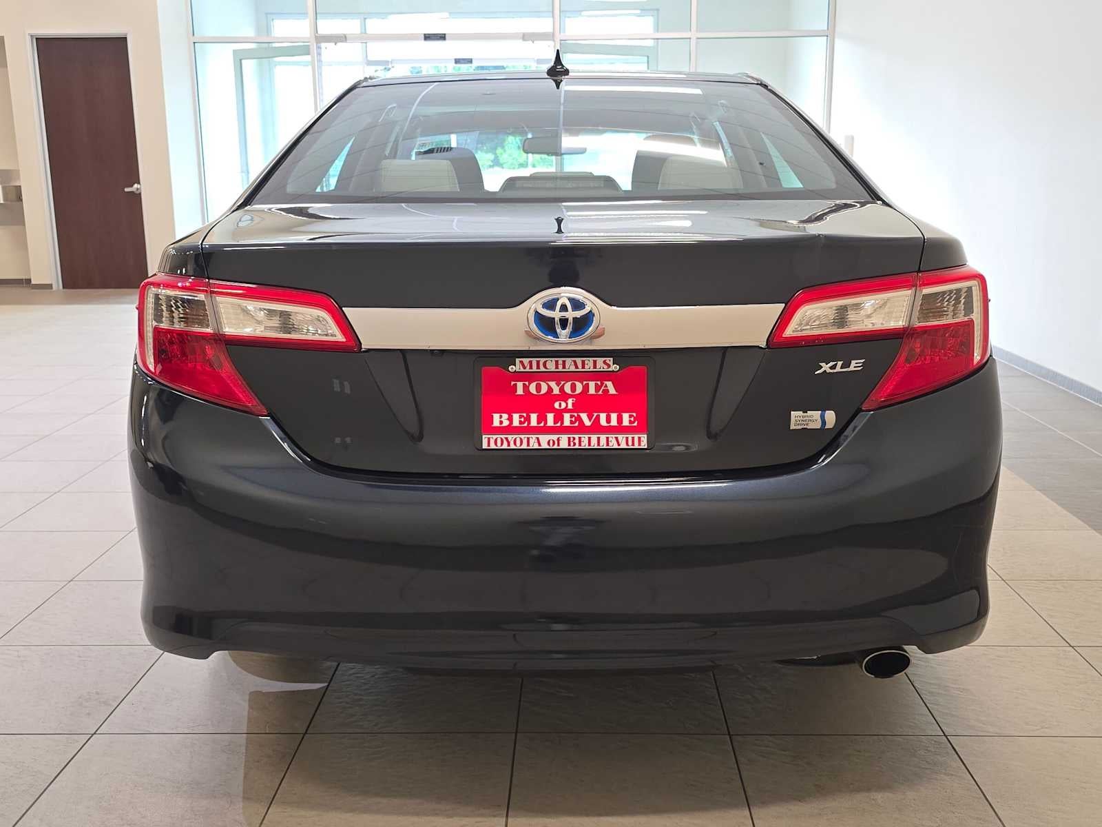 2012 Toyota Camry Hybrid XLE