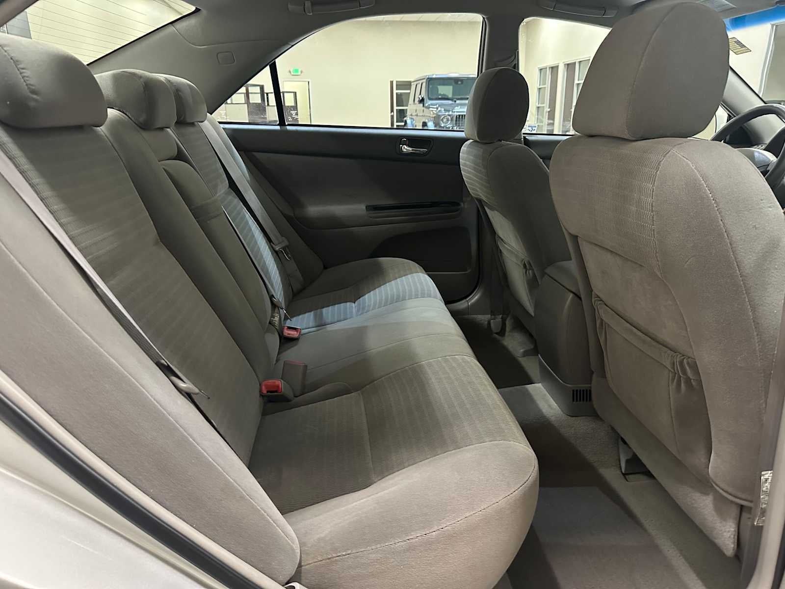 2005 Toyota Camry LE