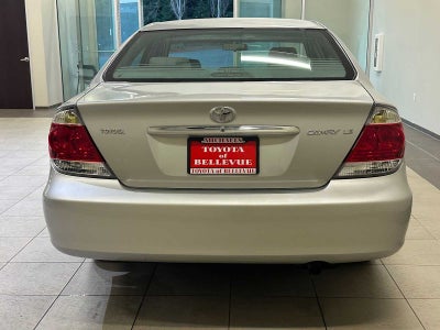 2005 Toyota Camry LE