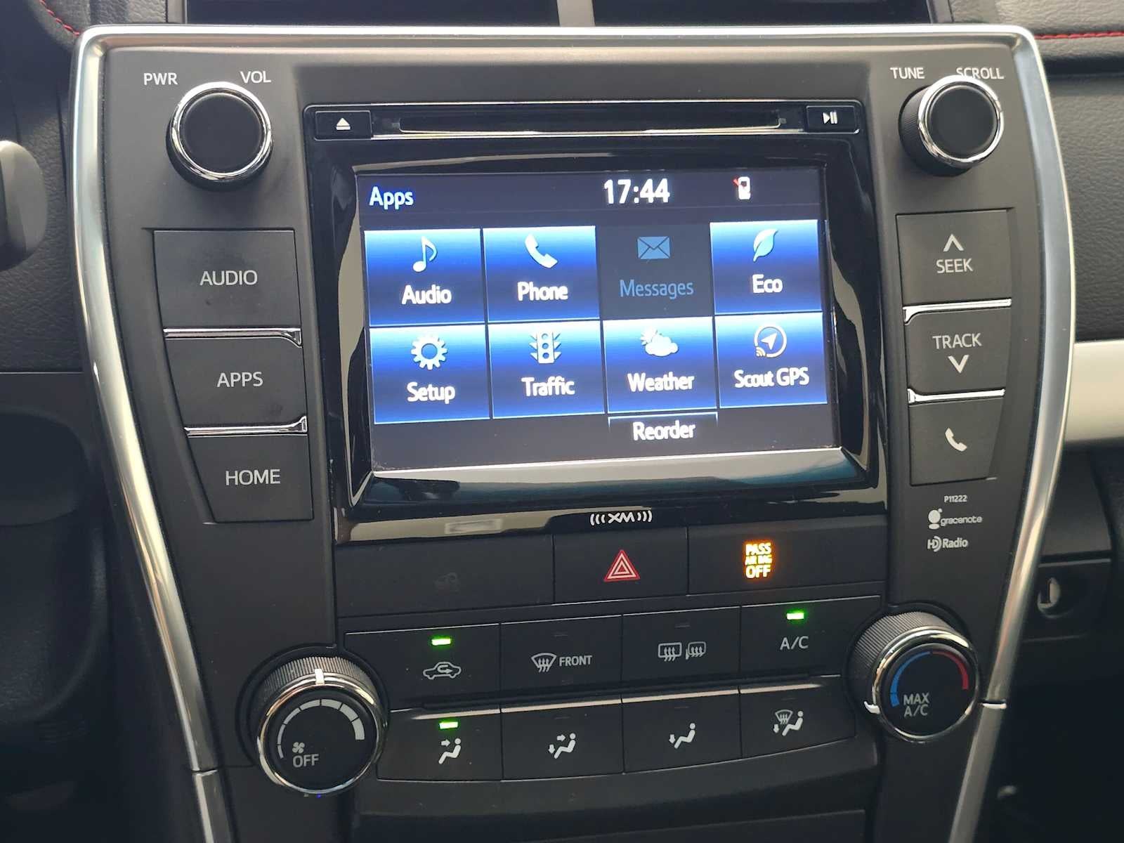 2016 Toyota Camry SE