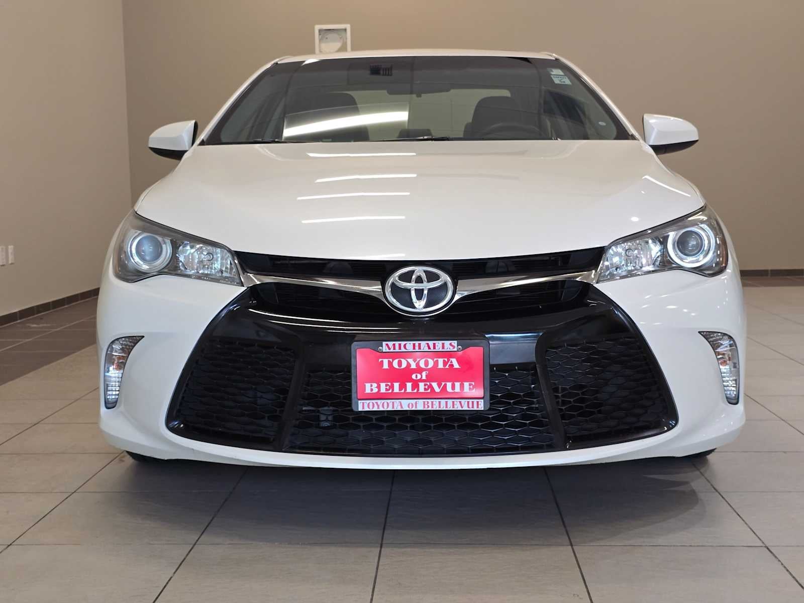 2016 Toyota Camry SE