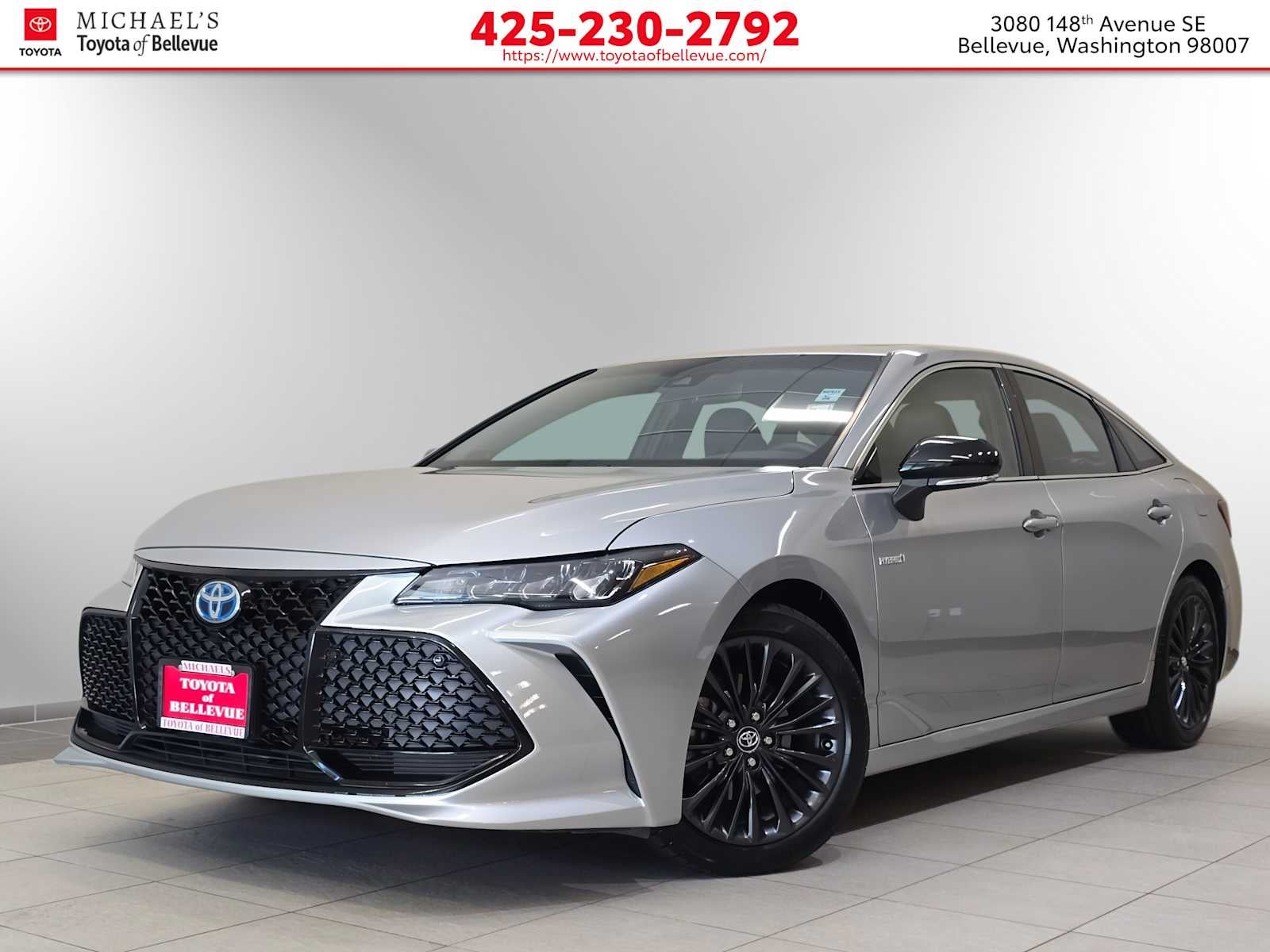 2020 Toyota Avalon Hybrid XSE