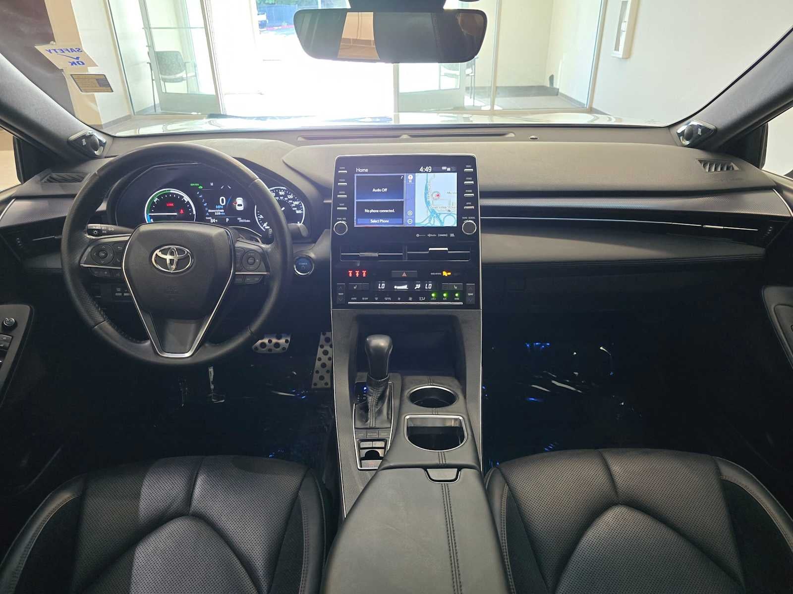 2020 Toyota Avalon Hybrid XSE