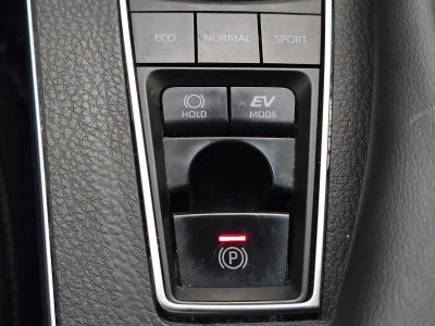 2020 Toyota Avalon Hybrid XSE