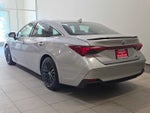 2020 Toyota Avalon Hybrid XSE