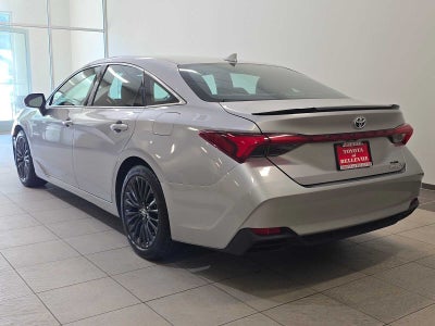 2020 Toyota Avalon Hybrid XSE