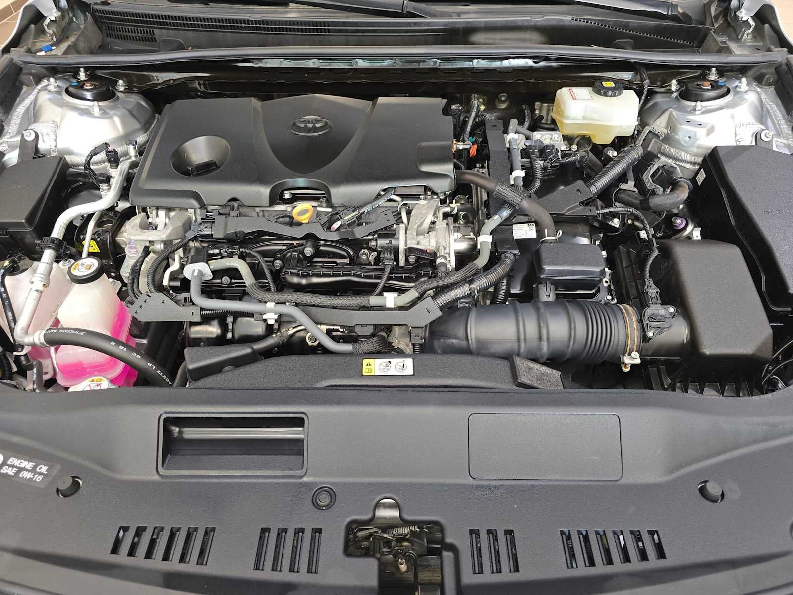 2020 Toyota Avalon Hybrid XSE
