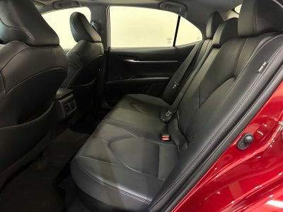 2020 Toyota Camry Hybrid XLE