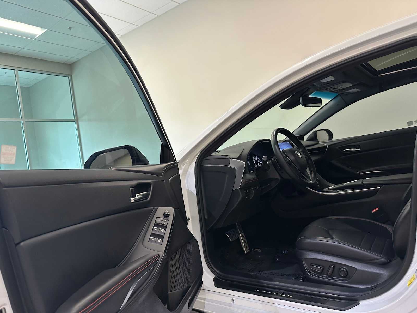 2021 Toyota Avalon TRD