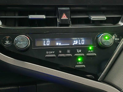 2024 Toyota Camry Hybrid SE Nightshade