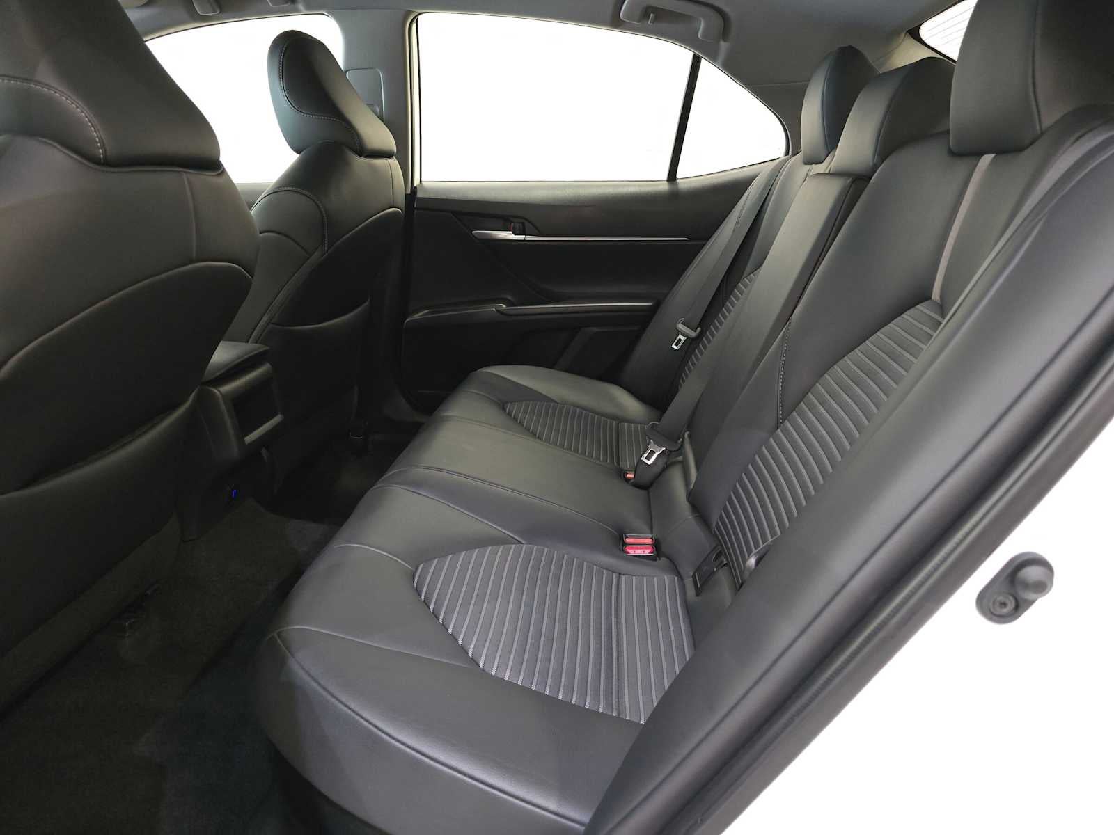 2024 Toyota Camry Hybrid SE Nightshade