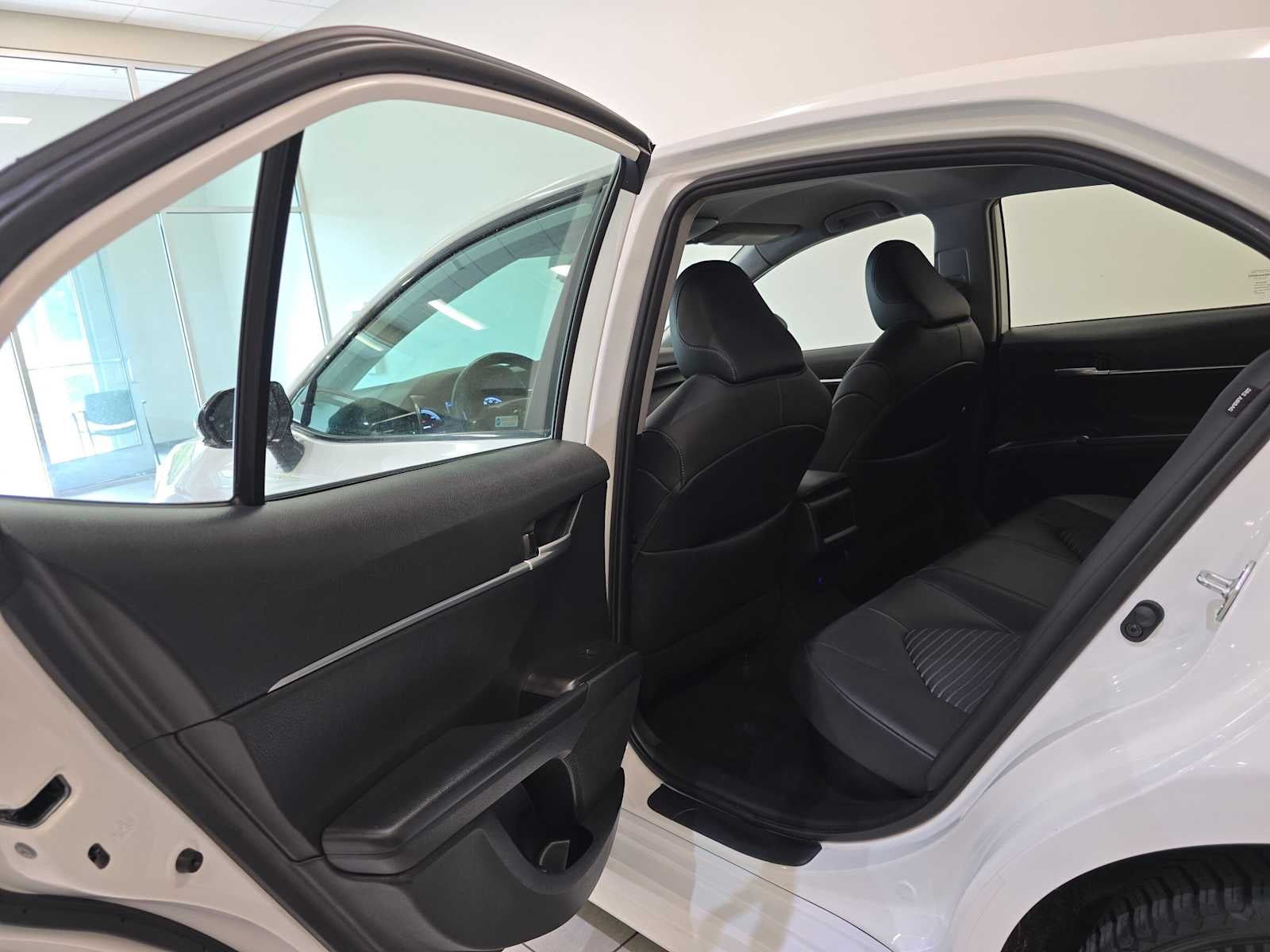 2024 Toyota Camry Hybrid SE Nightshade