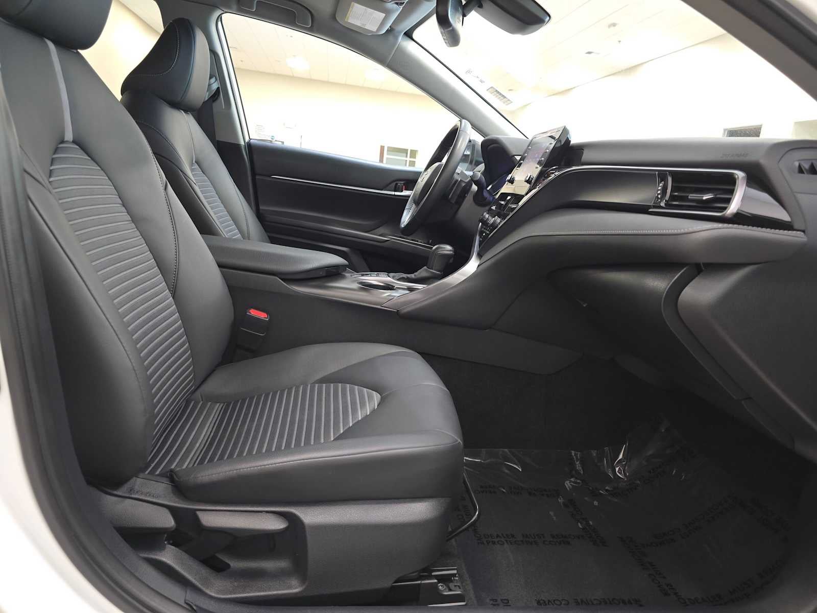 2024 Toyota Camry Hybrid SE Nightshade