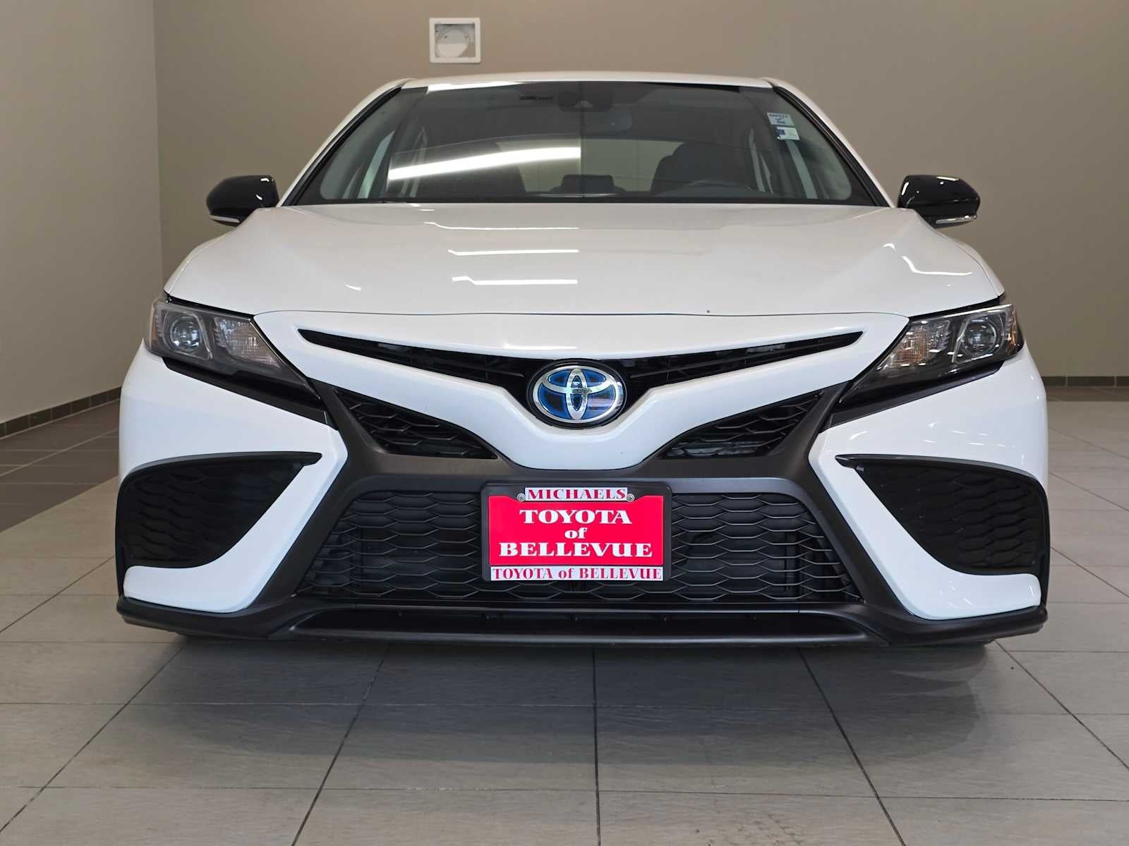 2024 Toyota Camry Hybrid SE Nightshade
