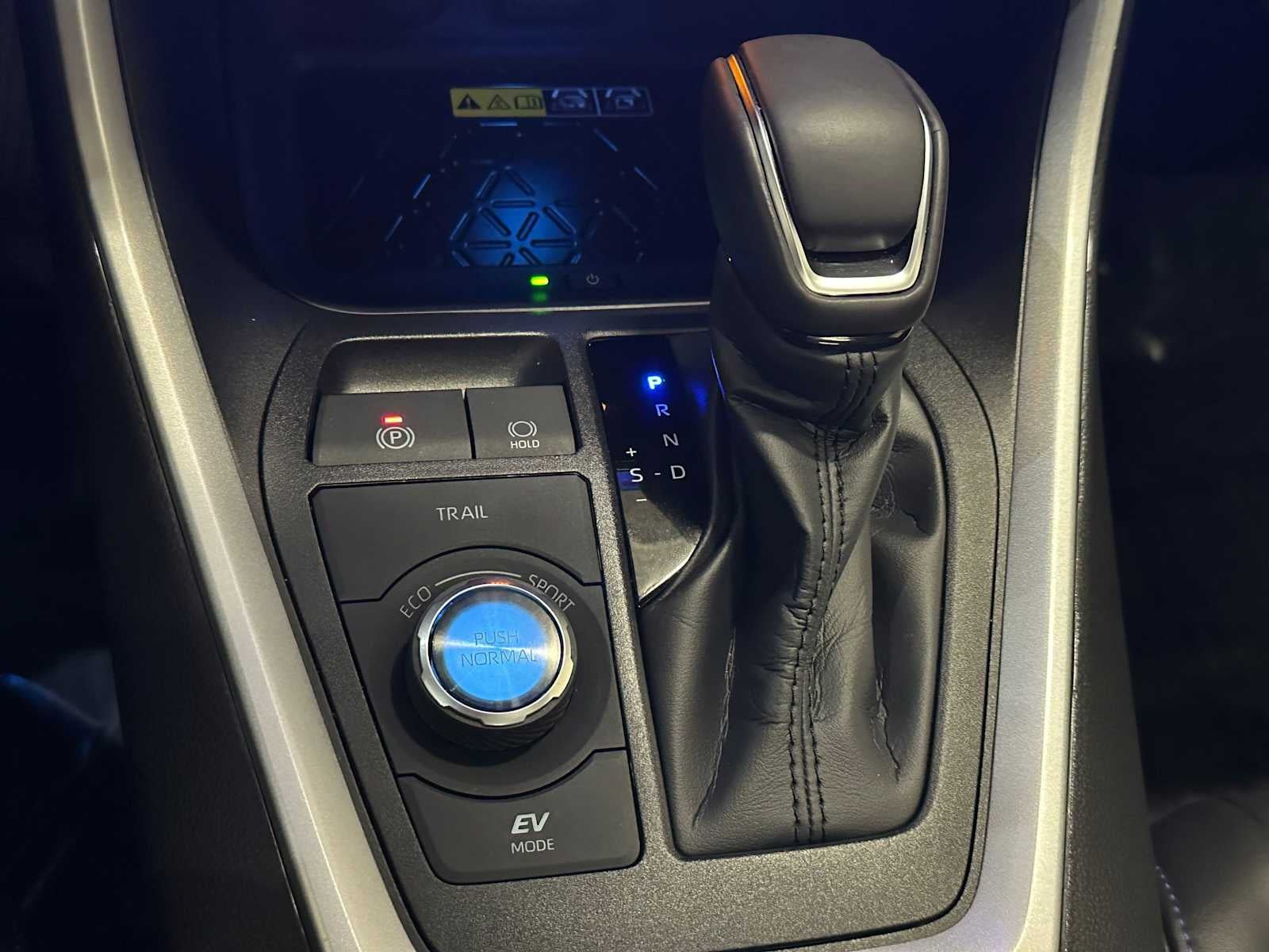 2025 Toyota RAV4 Hybrid XSE