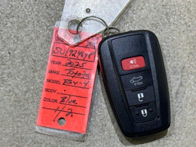 2025 Toyota RAV4 Hybrid XSE