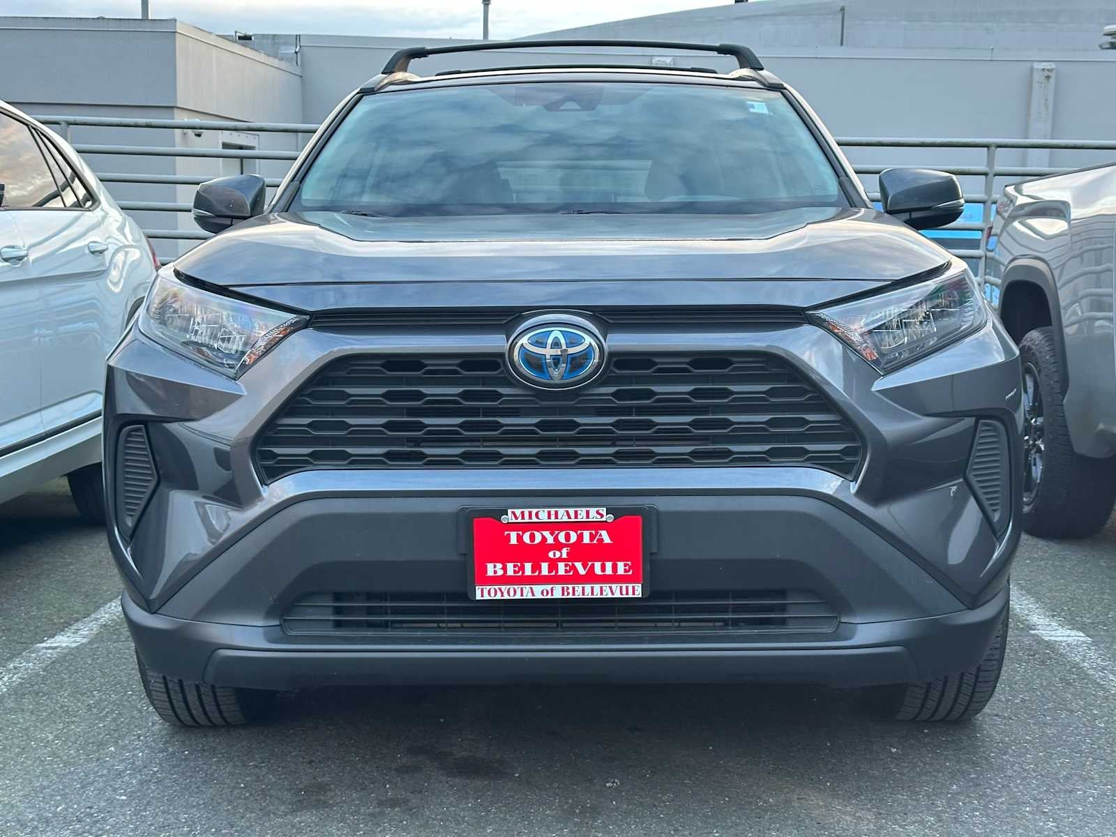 2020 Toyota RAV4 Hybrid LE