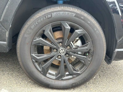 2025 Toyota RAV4 Hybrid SE