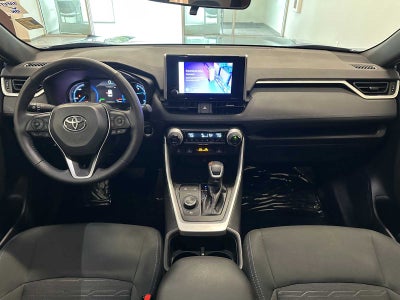 2023 Toyota RAV4 Hybrid SE