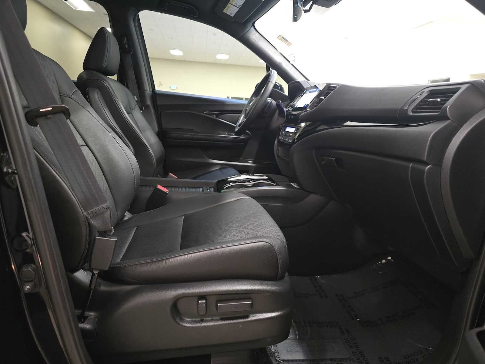 2020 Honda Passport Elite
