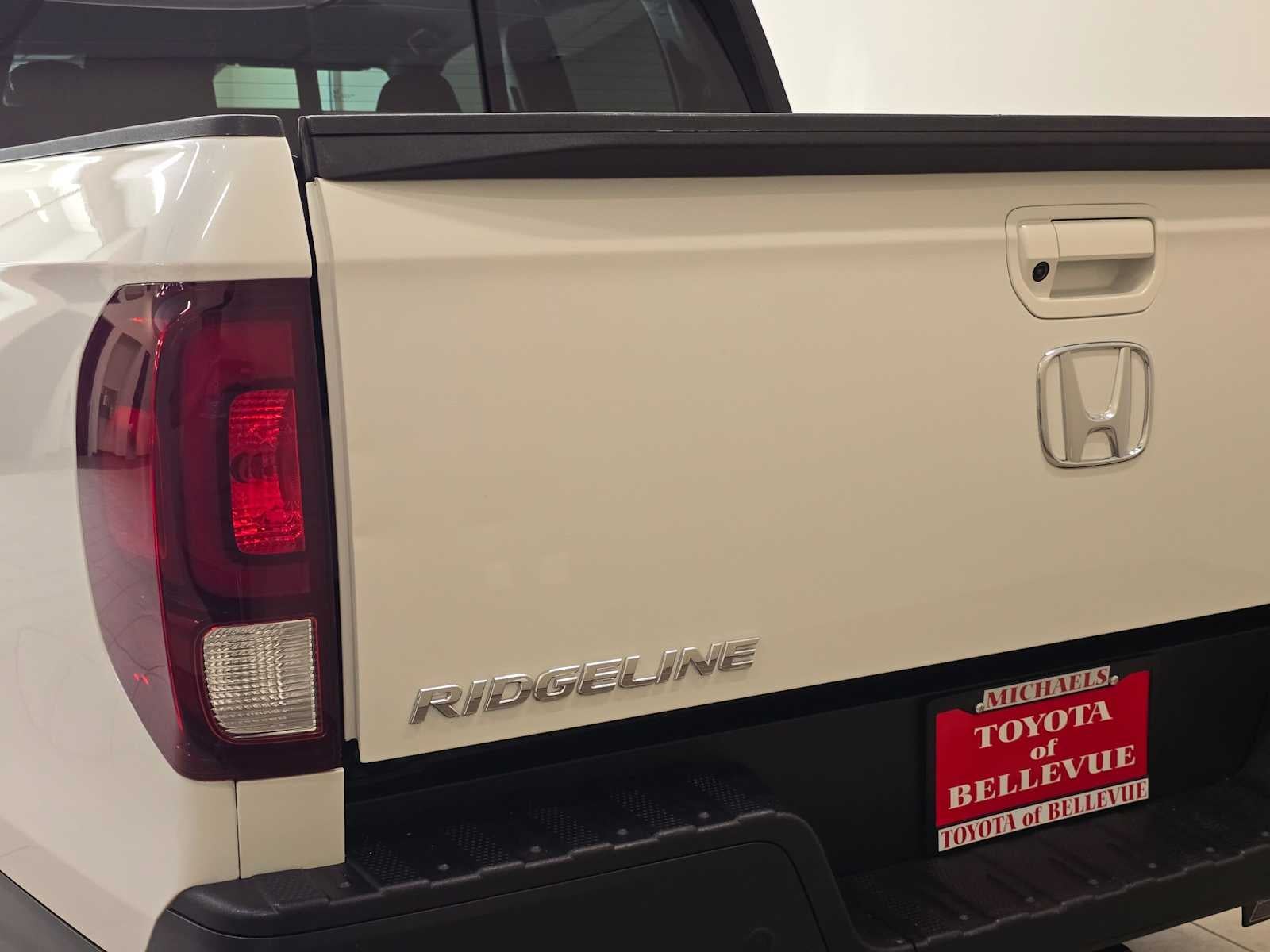 2022 Honda Ridgeline Black Edition