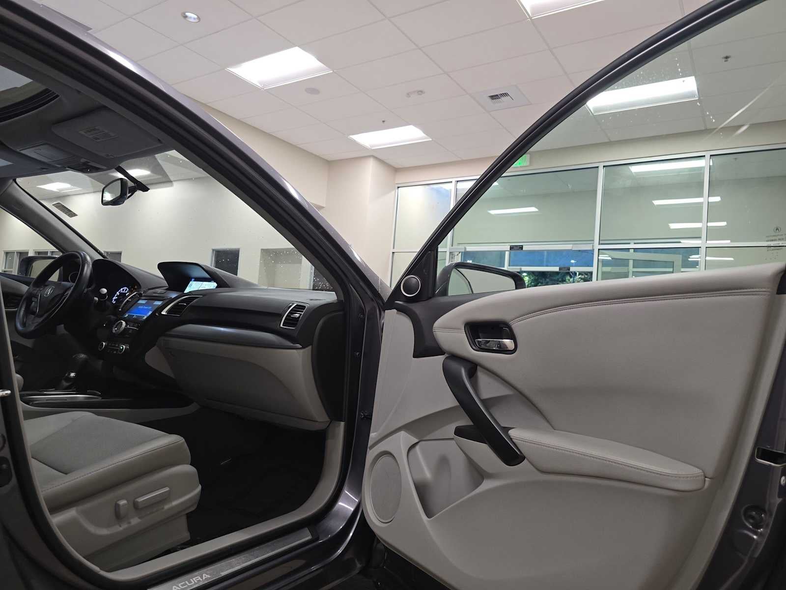 2017 Acura RDX w/Technology Pkg
