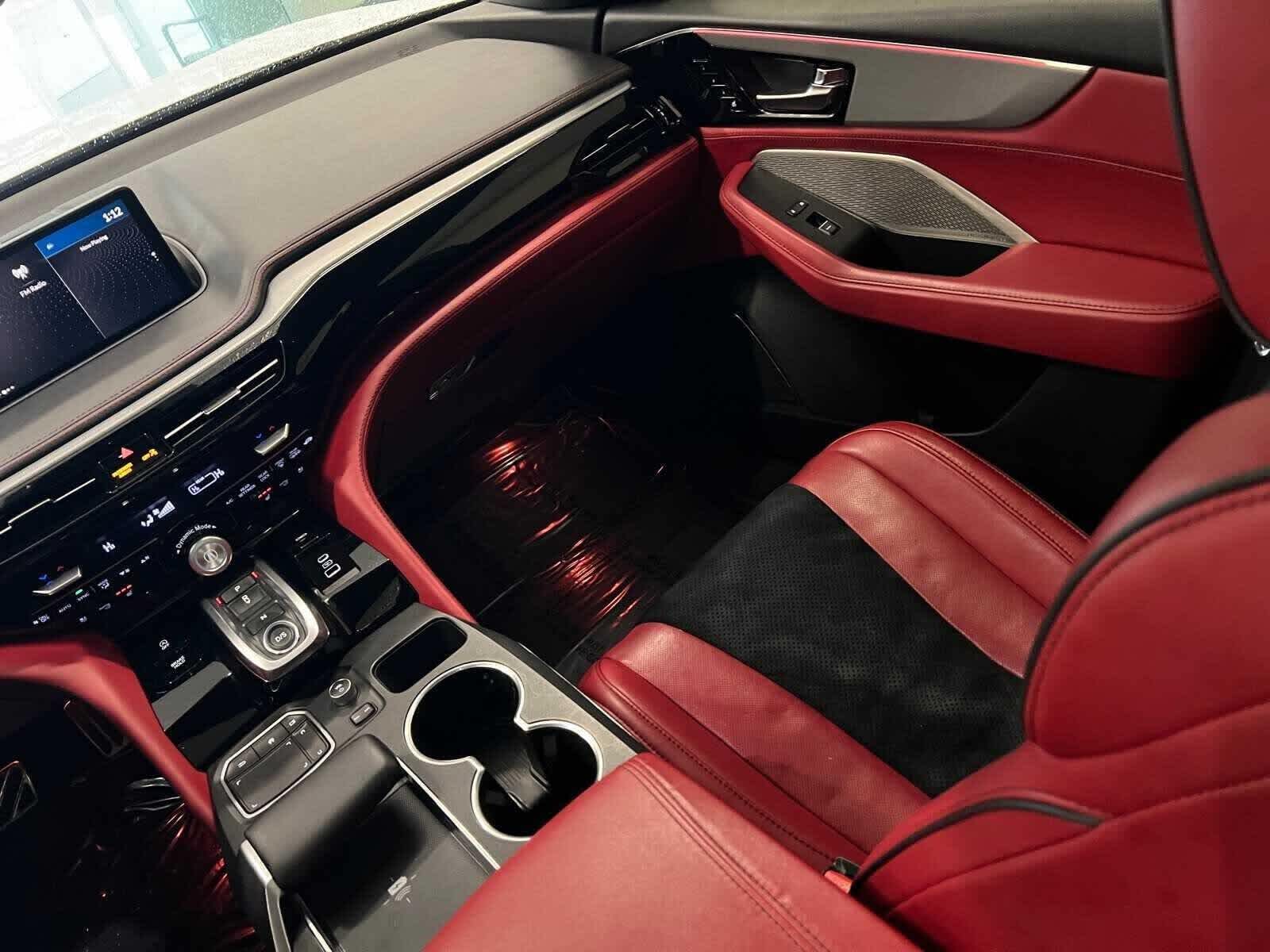 2022 Acura MDX w/A-Spec Package