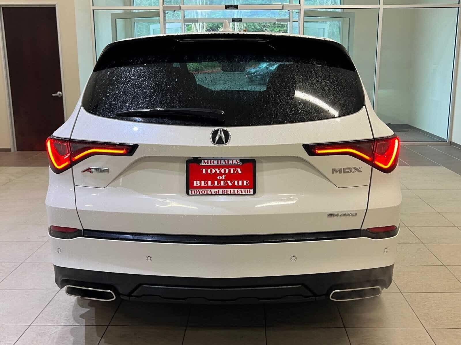 2022 Acura MDX w/A-Spec Package