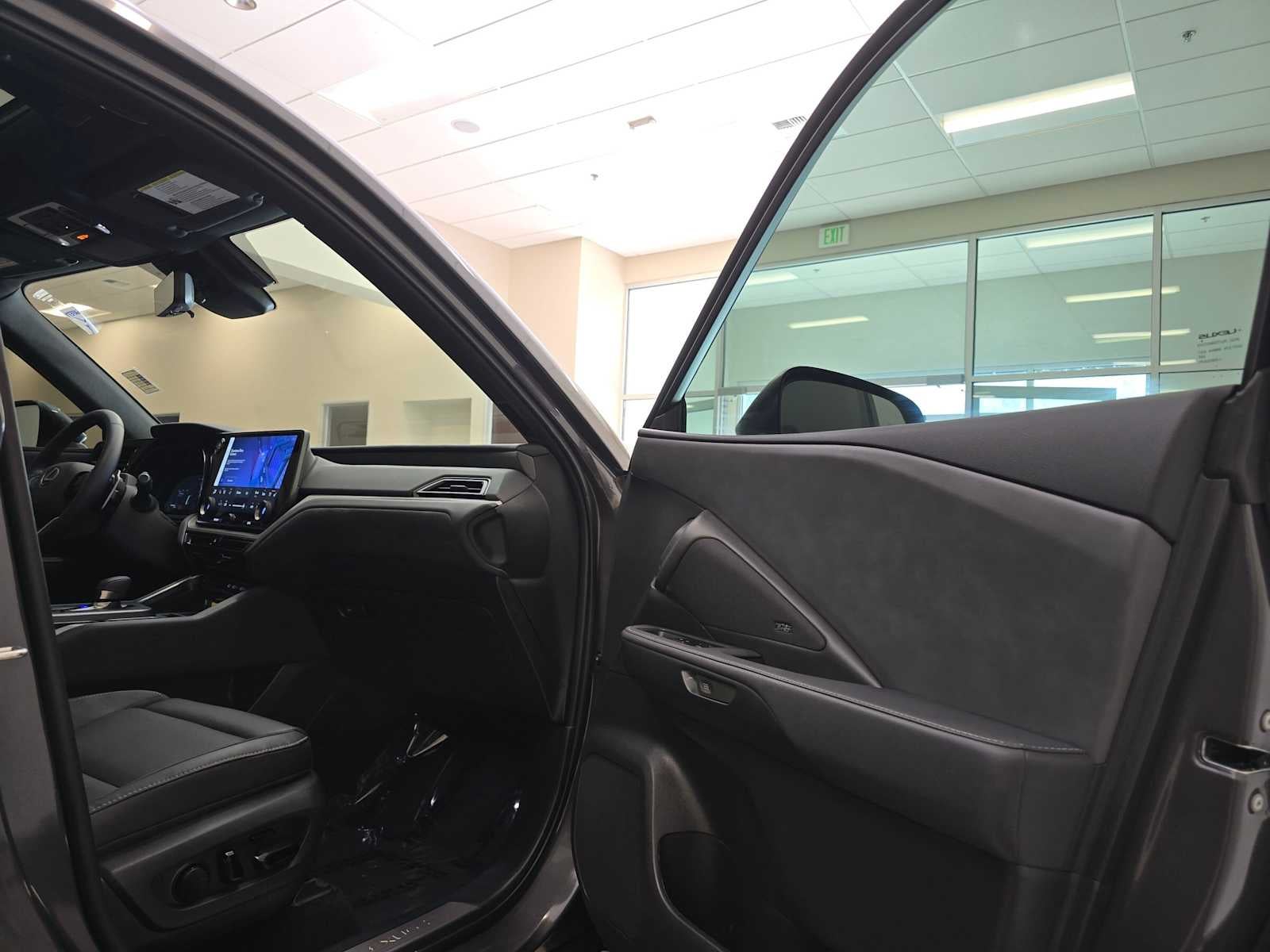 2025 Lexus TX 350 Luxury