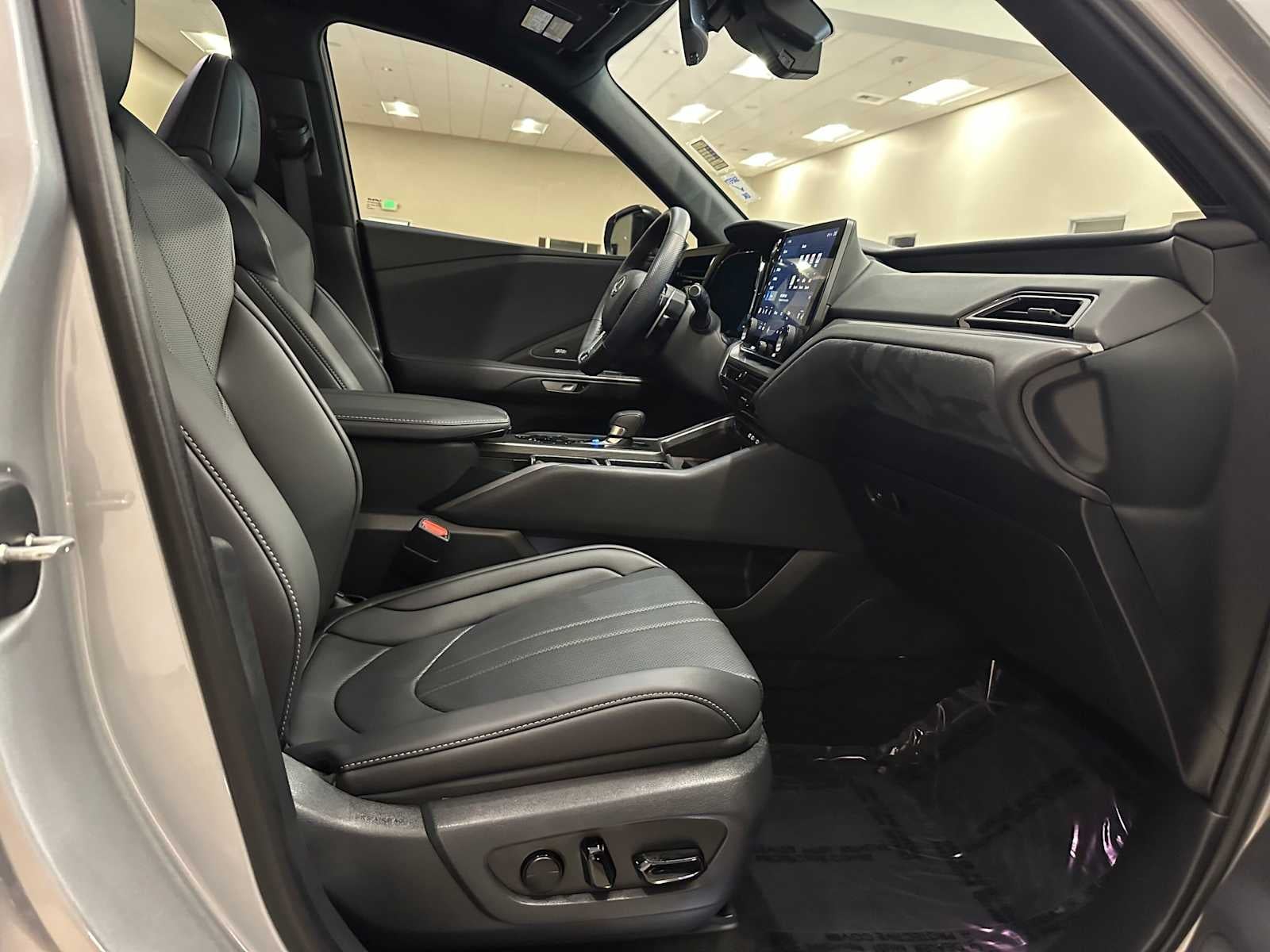 2024 Lexus TX 500h F SPORT Premium