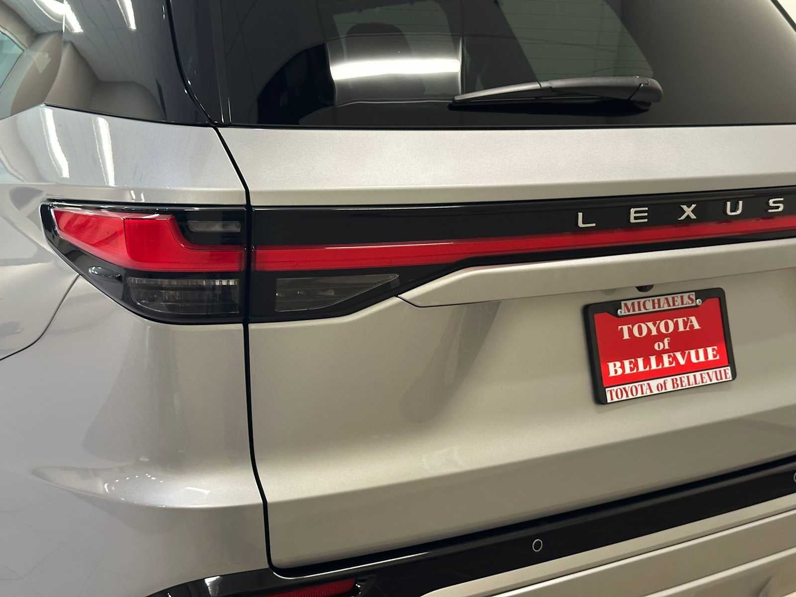 2024 Lexus TX 500h F SPORT Premium