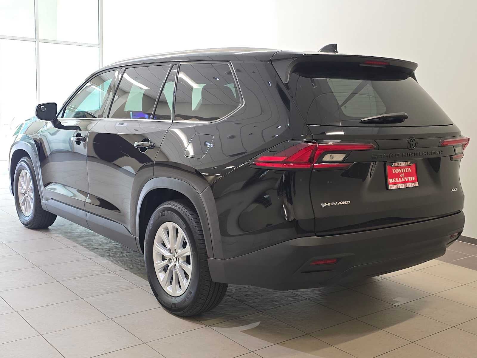2026 Toyota Grand Highlander Hybrid XLE