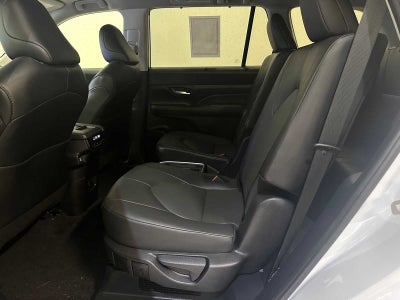 2025 Toyota Grand Highlander Hybrid XLE