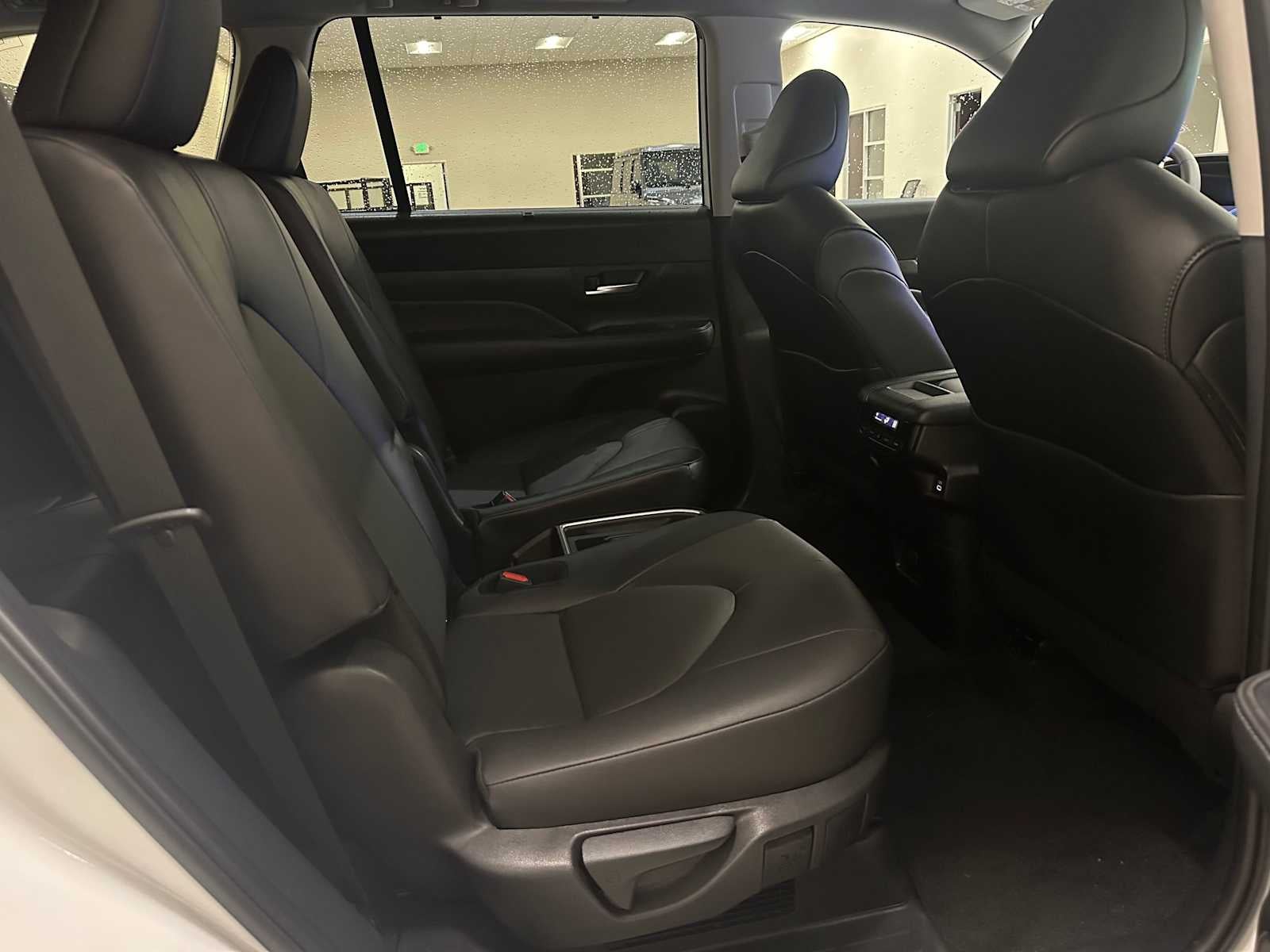 2025 Toyota Grand Highlander Hybrid XLE