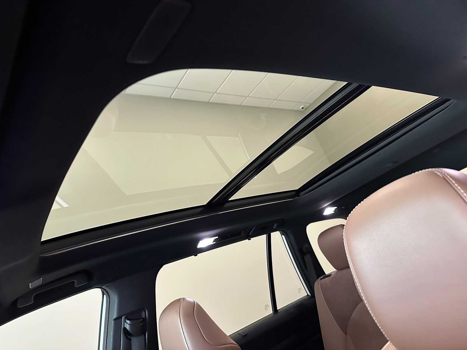 2024 Toyota Grand Highlander Hybrid MAX Platinum