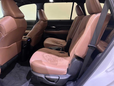 2024 Toyota Grand Highlander Hybrid MAX Platinum