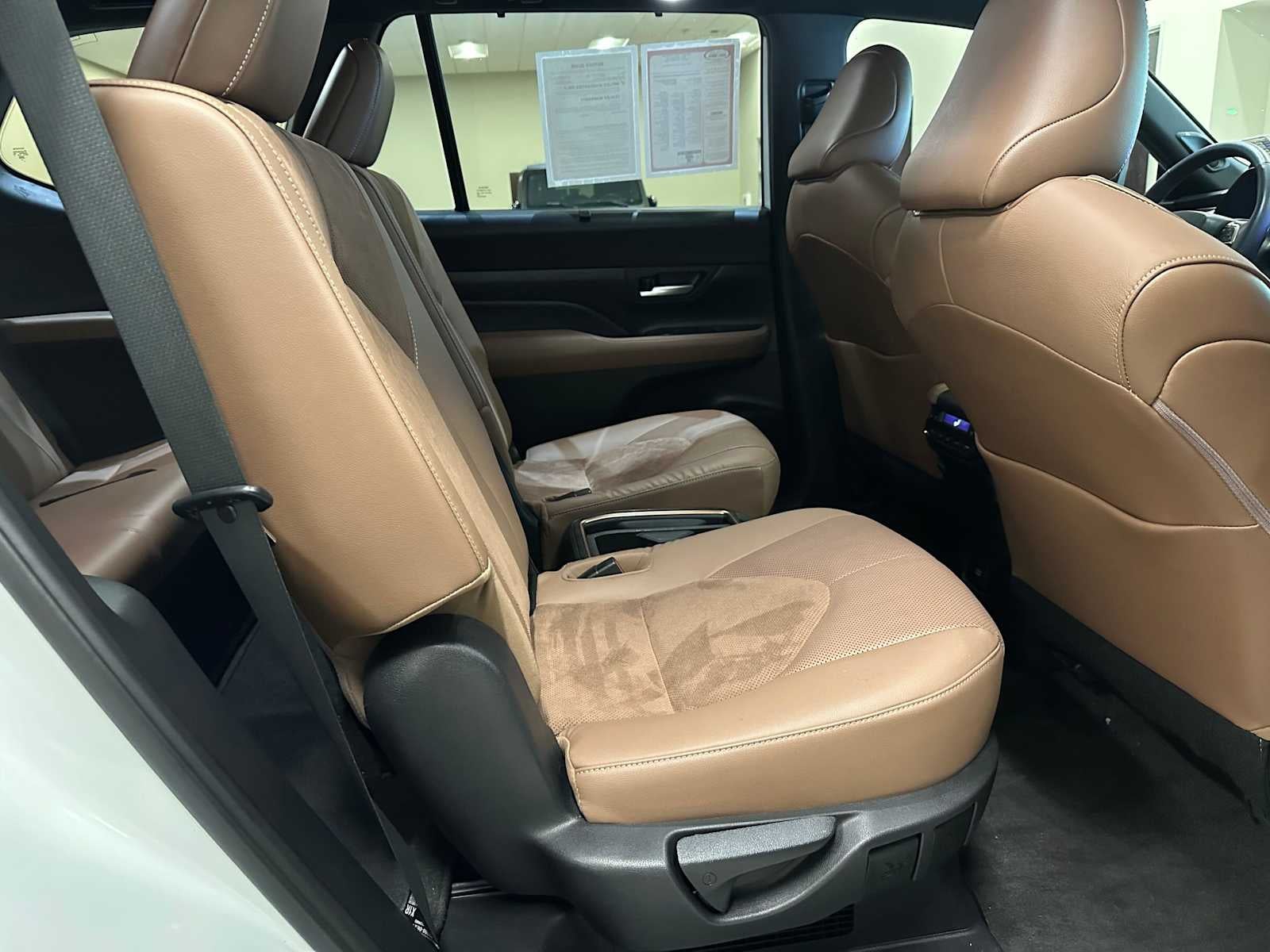 2024 Toyota Grand Highlander Hybrid MAX Platinum