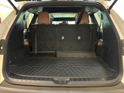 2024 Toyota Grand Highlander Hybrid MAX Platinum