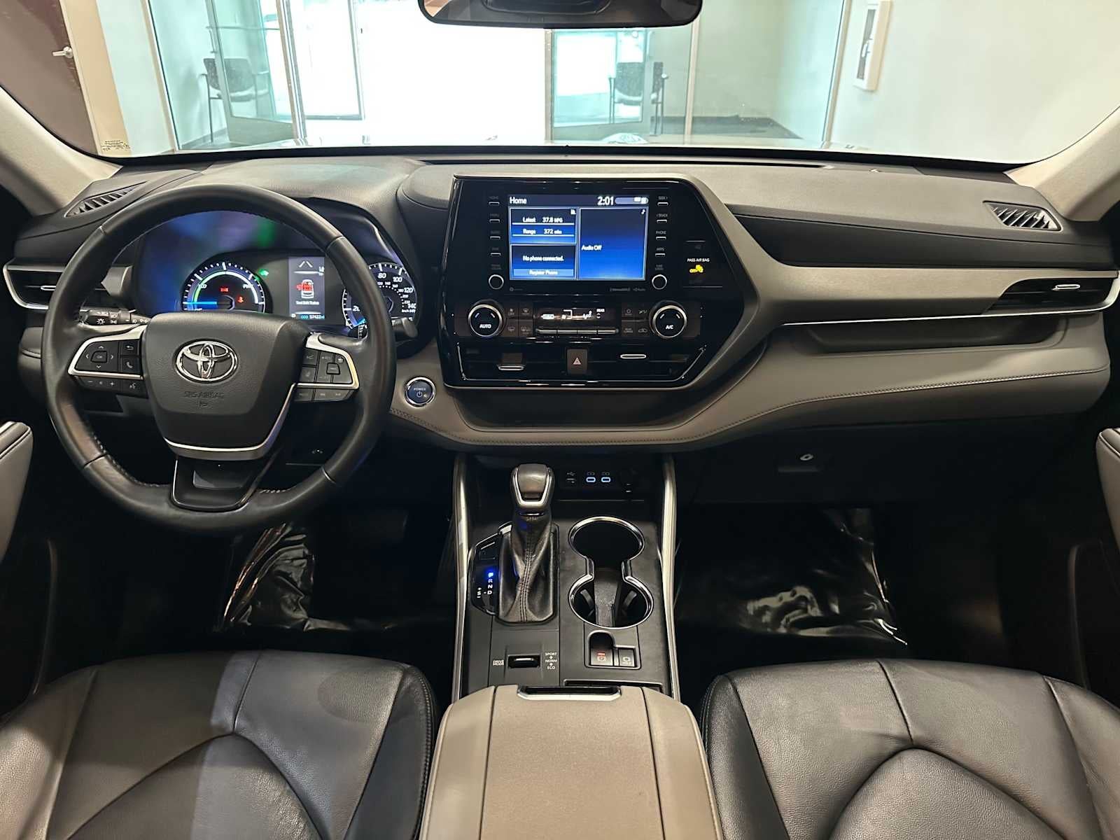 2022 Toyota Highlander Hybrid LE