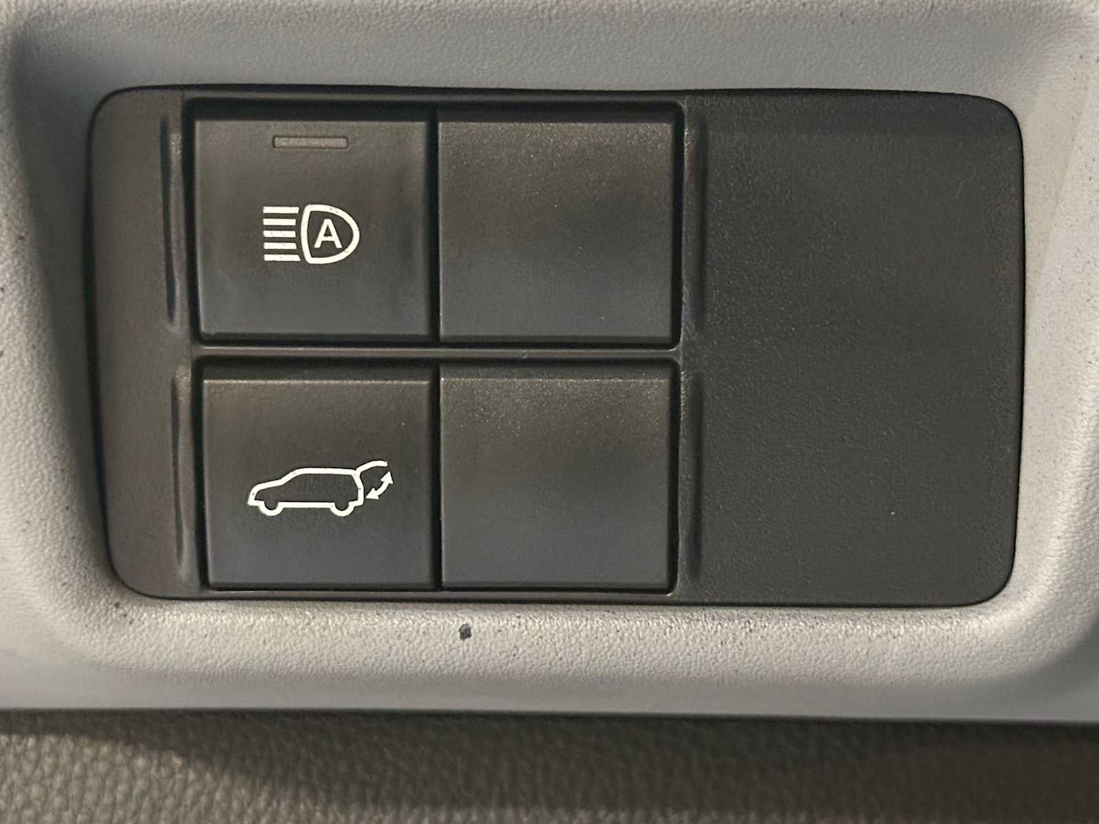 2022 Toyota Highlander Hybrid LE