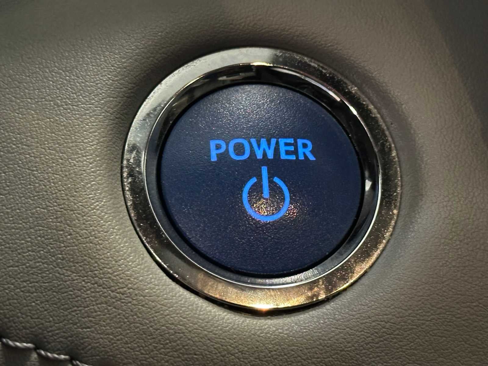 2022 Toyota Highlander Hybrid LE