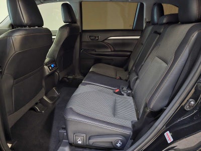 2016 Toyota Highlander LE Plus