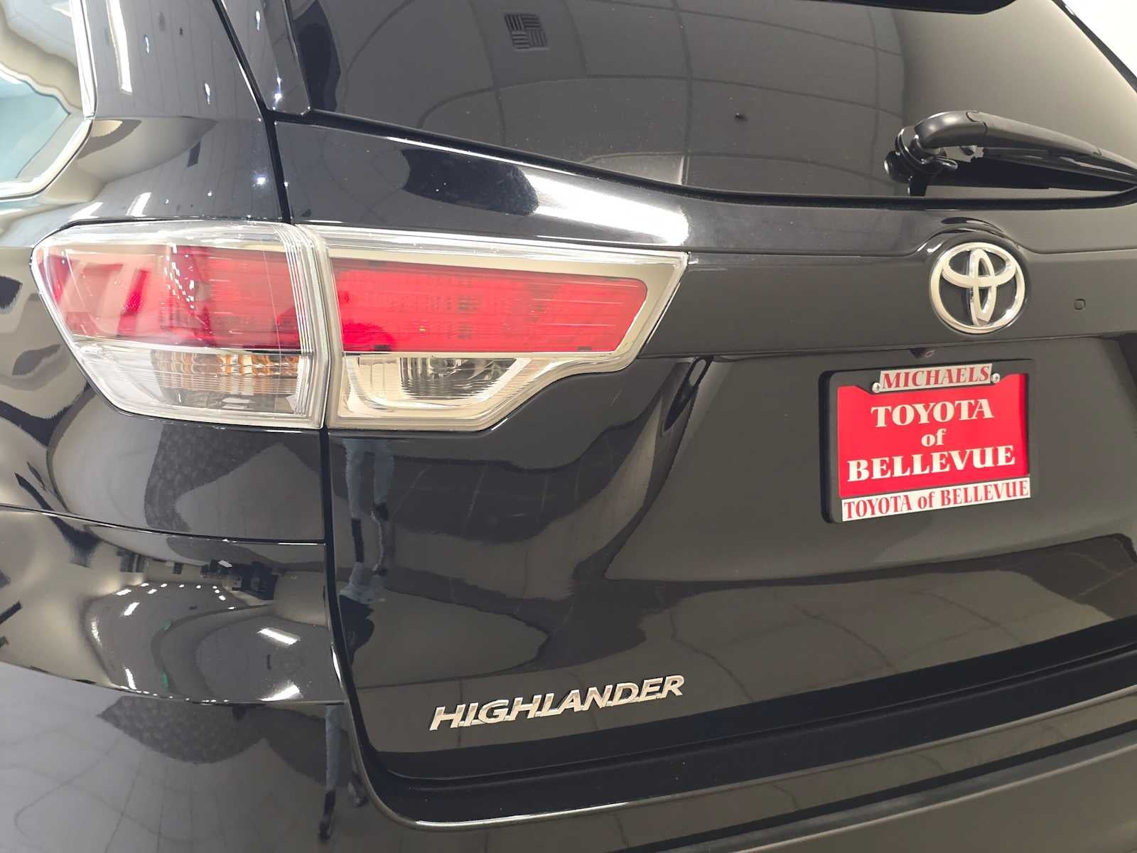 2016 Toyota Highlander LE Plus