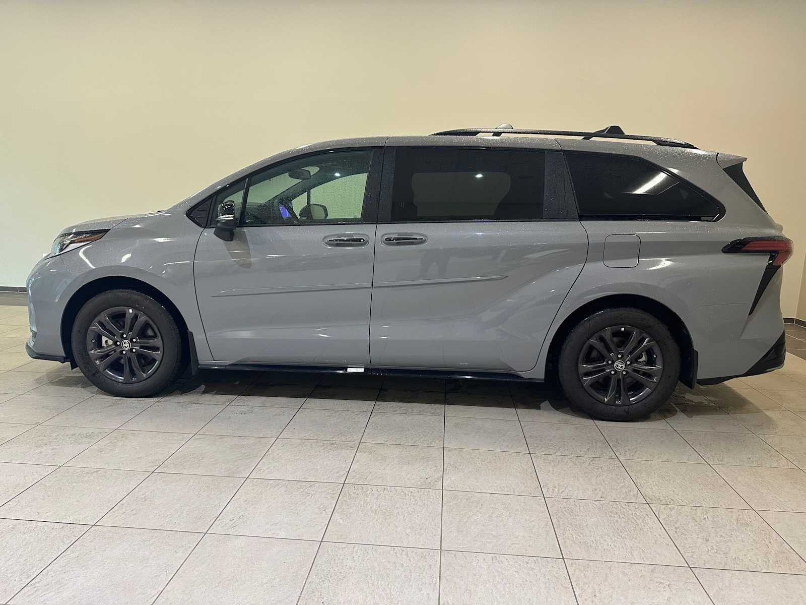 2025 Toyota Sienna XSE