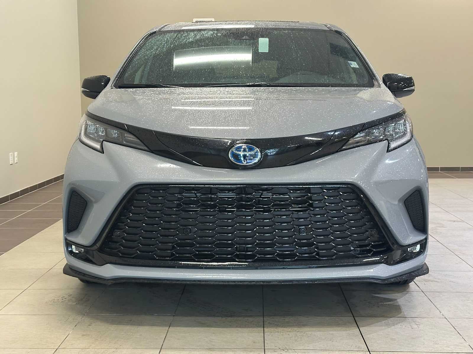 2025 Toyota Sienna XSE